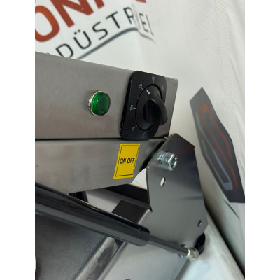 Sönmez Vakum Paslanmaz Döner Kebap İskender Paketleme Makinesi Karton Tabak Yapıştırma Makinası