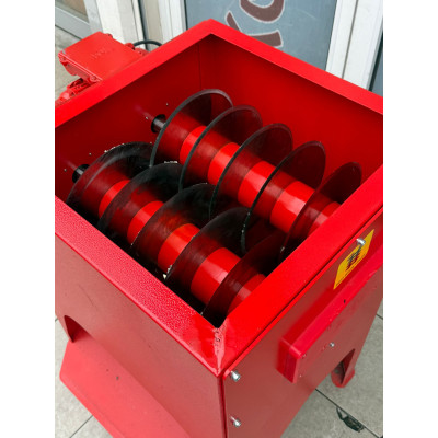 Sönmez Çift Bıçaklı Üstten Atma Sıcak Et Paylama Parçalama Makinesi