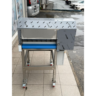 Sönmez Çift Motor Bantlı Et Paylama Parçalama Makinesi