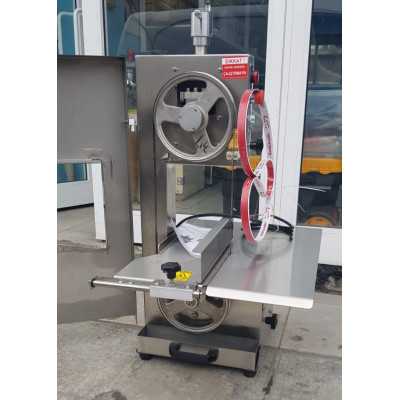 Sönmez Endüstriyel Lavion Et Kemik Tibon Kesme Parçalama Testeresi - 220 volt Sönmez Endüstriyel Lavion Et Kemik Tibon Kesme Parçalama Testeresi - 220 volt