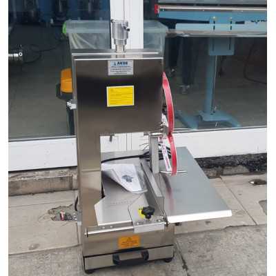 Sönmez Endüstriyel Lavion Et Kemik Tibon Kesme Parçalama Testeresi - 220 volt Sönmez Endüstriyel Lavion Et Kemik Tibon Kesme Parçalama Testeresi - 220 volt